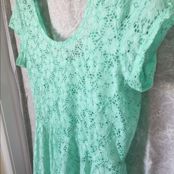 Mint Lace Peplum Blouse - Picture 3 of 3